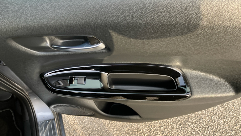 Honda Jazz 1.5 i-MMD Hybrid SR 5dr eCVT Hybrid Hatchback